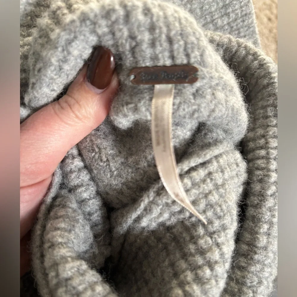 Free People Side Winder Wool Sweater Size Medium Cabincore Scandi Girl